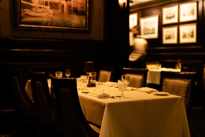 The Art of Dining: How Storytelling Elevates the Best Restaurants