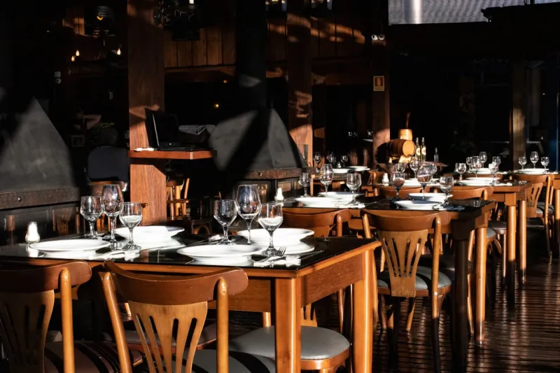 Dining as Narrative: How Restaurants Turn Meals into Stories Dining as Narrative: How Restaurants Turn Meals into Stories
