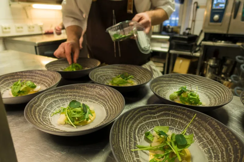 Savoring Stories: How Fine Dining Transforms Meals into Narrative Art Savoring Stories: How Fine Dining Transforms Meals into Narrative Art