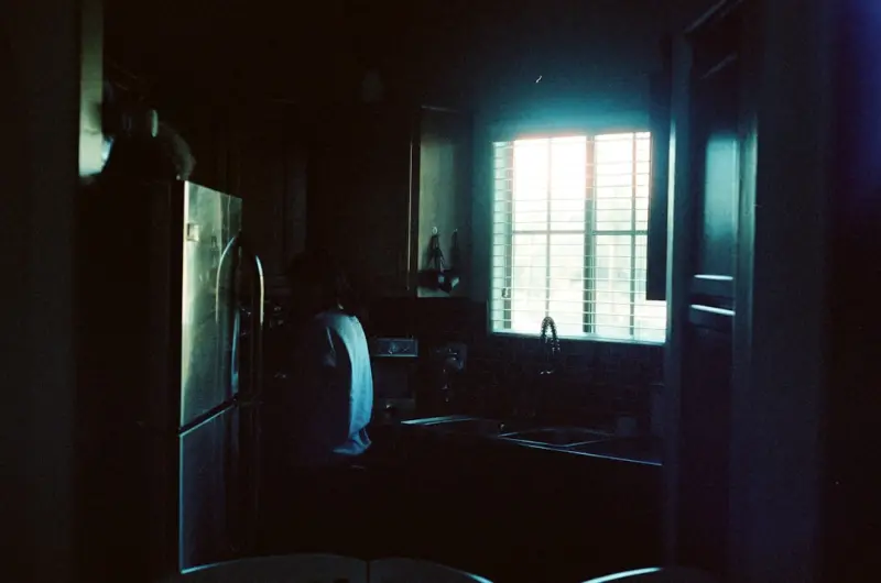 Behind the Screens: How Ghost Kitchens Are Redefining Dining Behind the Screens: How Ghost Kitchens Are Redefining Dining