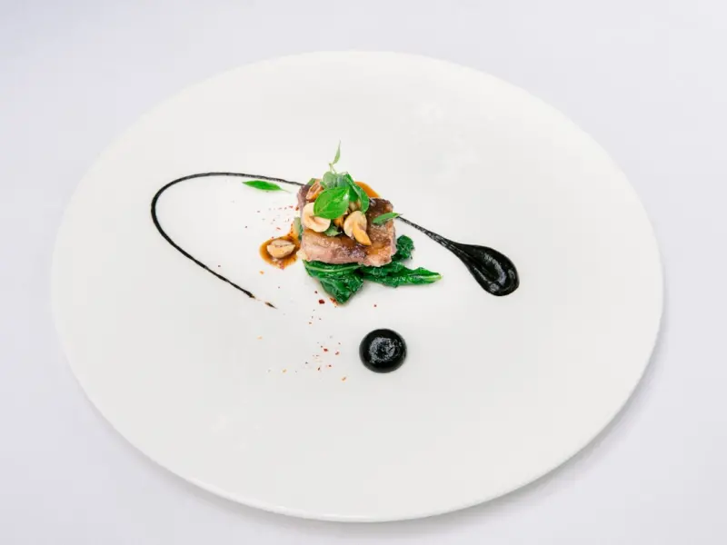 Wellness on a Plate: How Fine Dining is Embracing Health and Mindfulness Wellness on a Plate: How Fine Dining is Embracing Health and Mindfulness